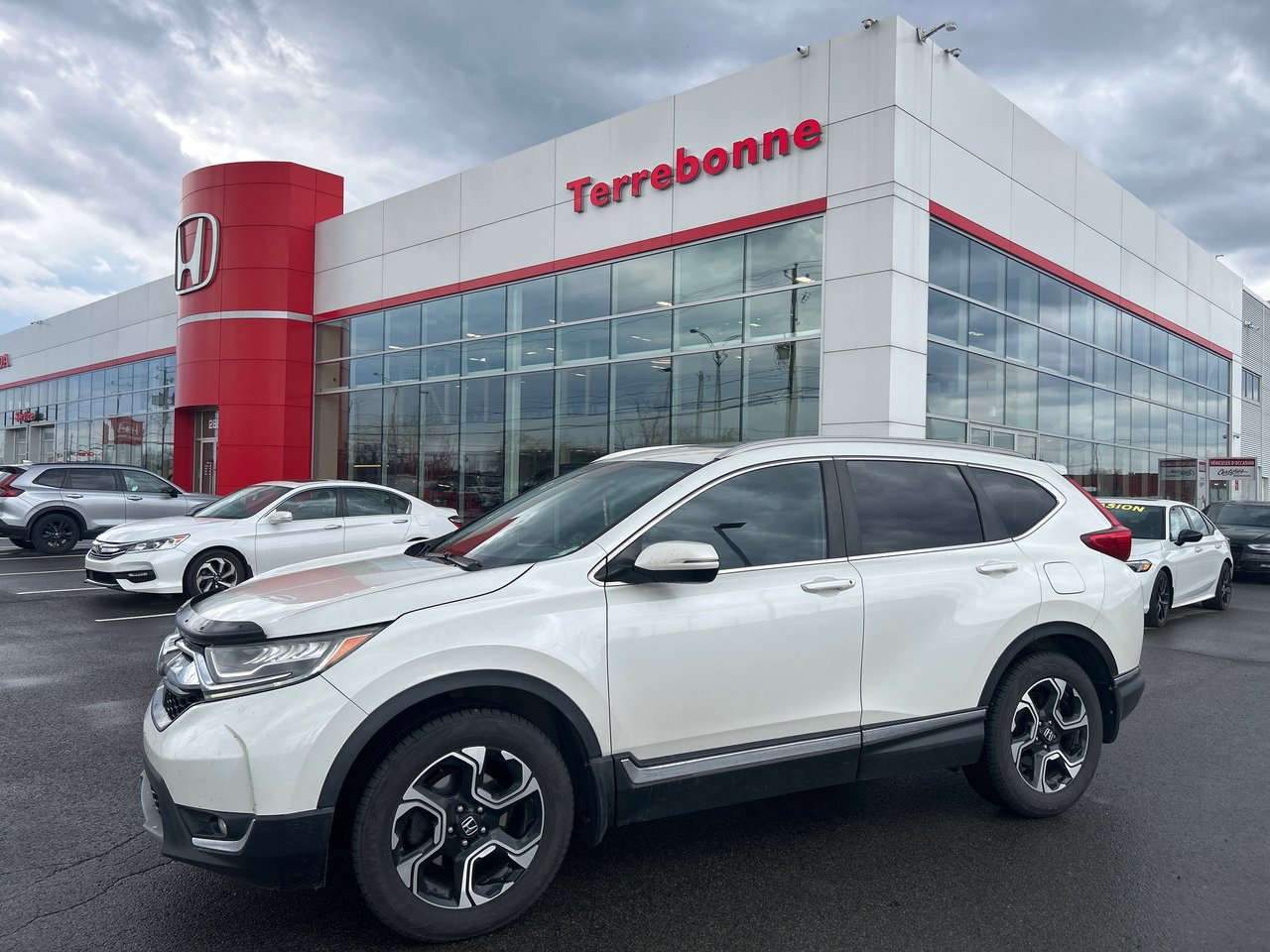 2017 Honda CR-V Touring-0