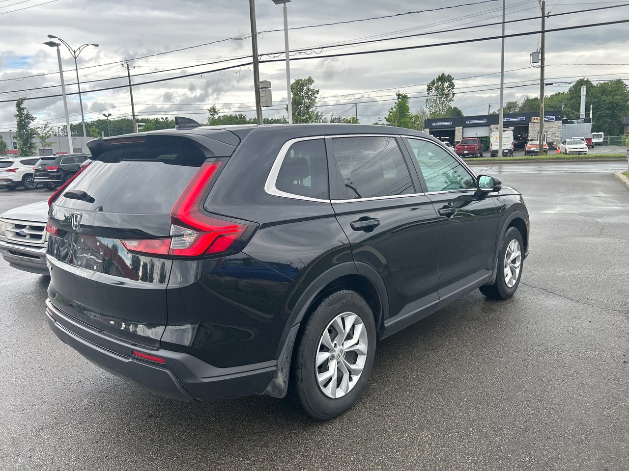 Honda CR-V LX 2023-4