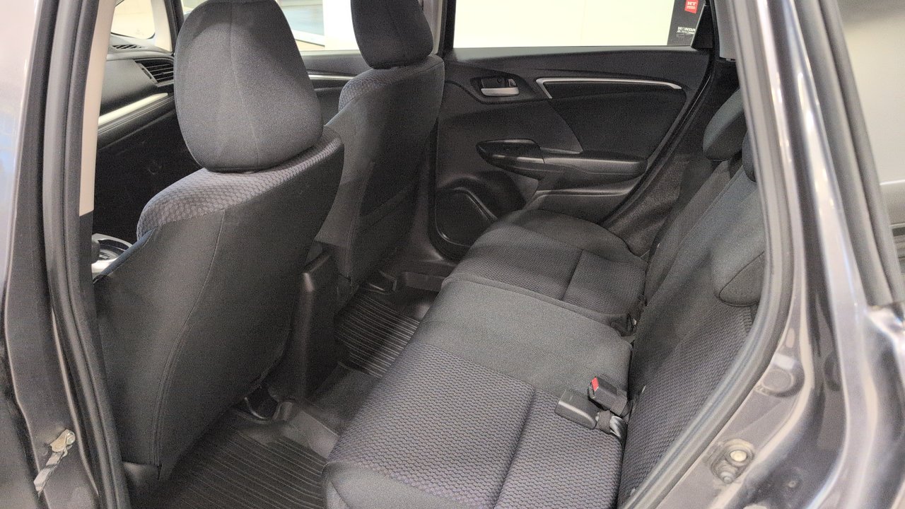 Honda Fit LX 2018-9