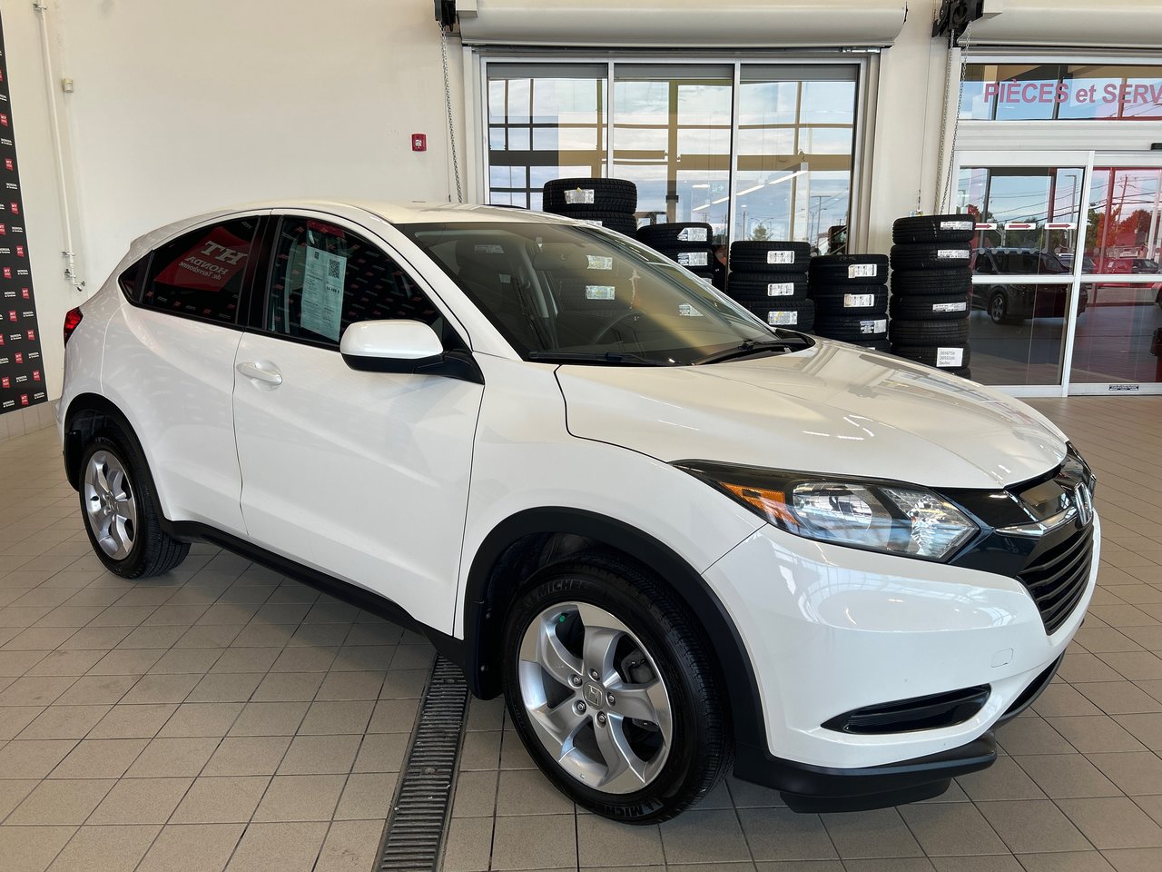2016 Honda HR-V LX-5
