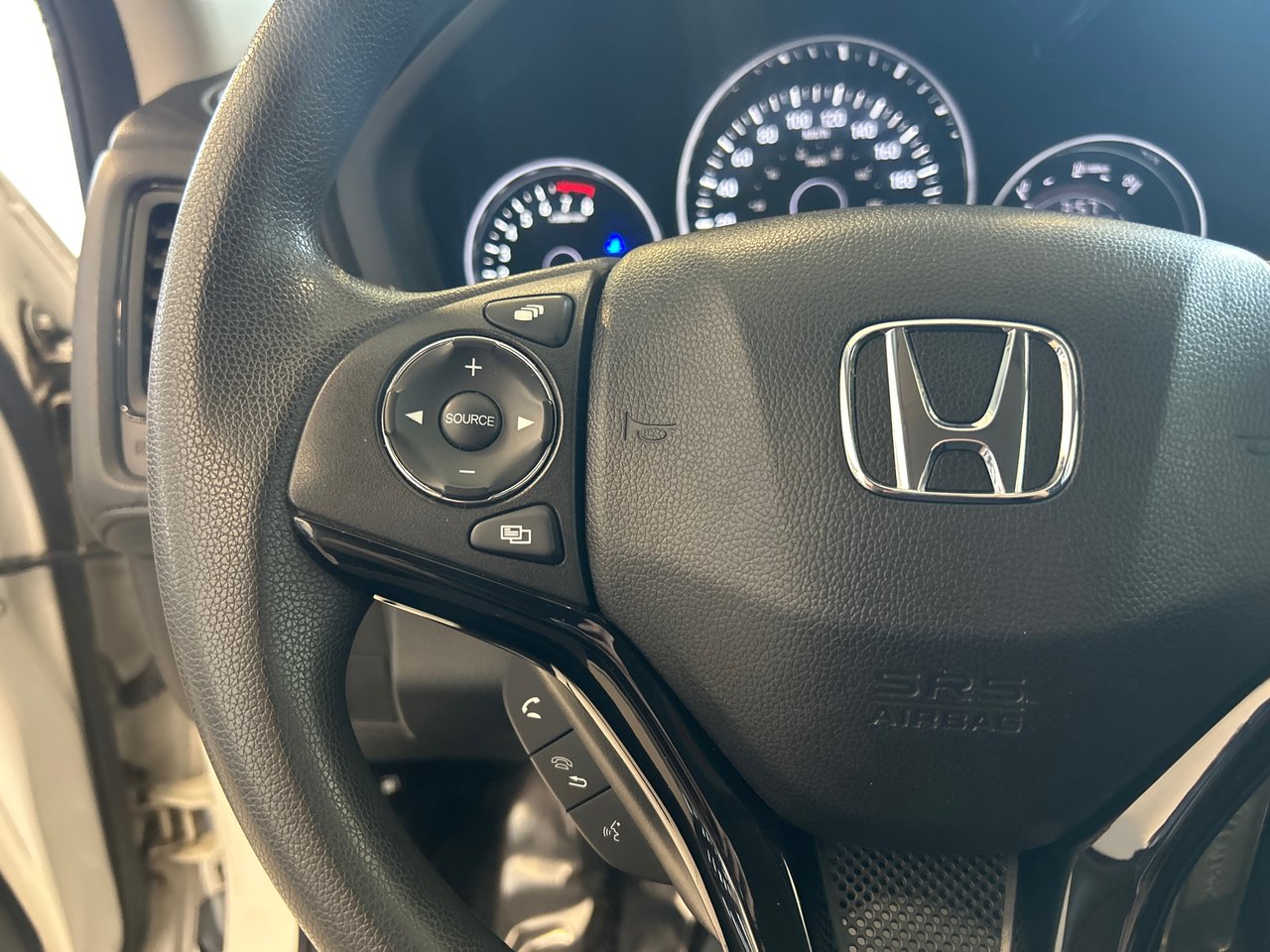2016 Honda HR-V LX-24