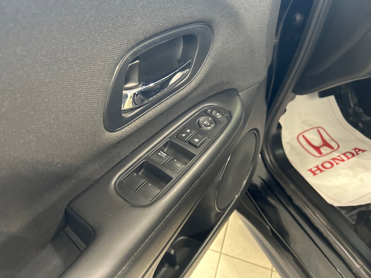 2022 Honda HR-V LX-14