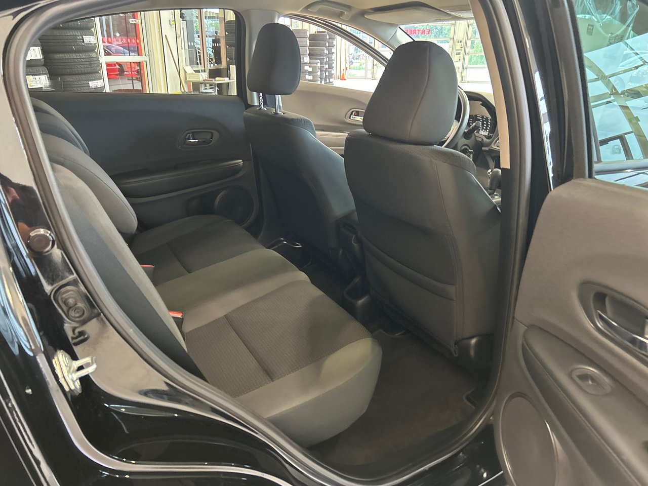 2022 Honda HR-V LX-8