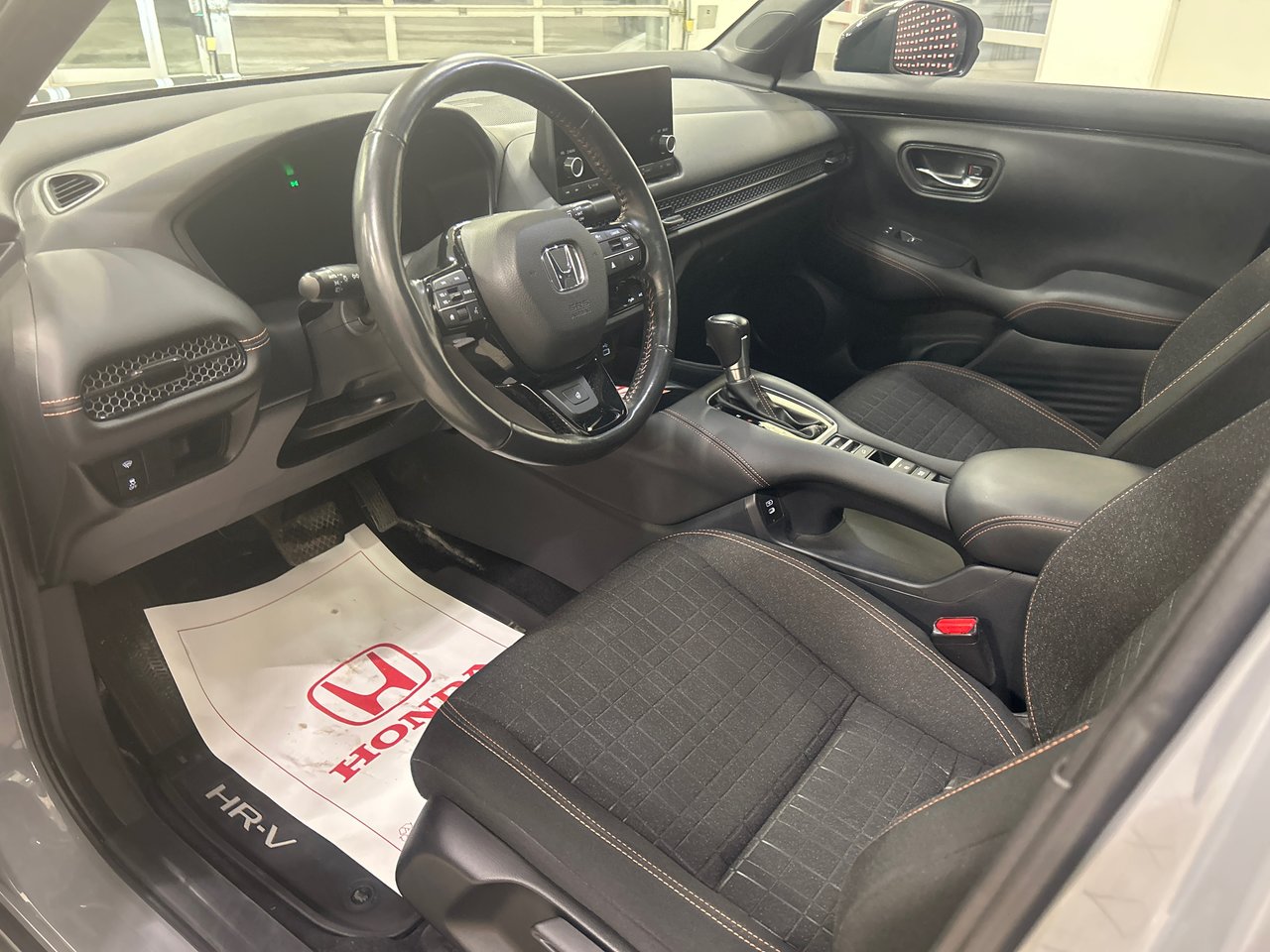 Honda HR-V Sport-B 2024-12