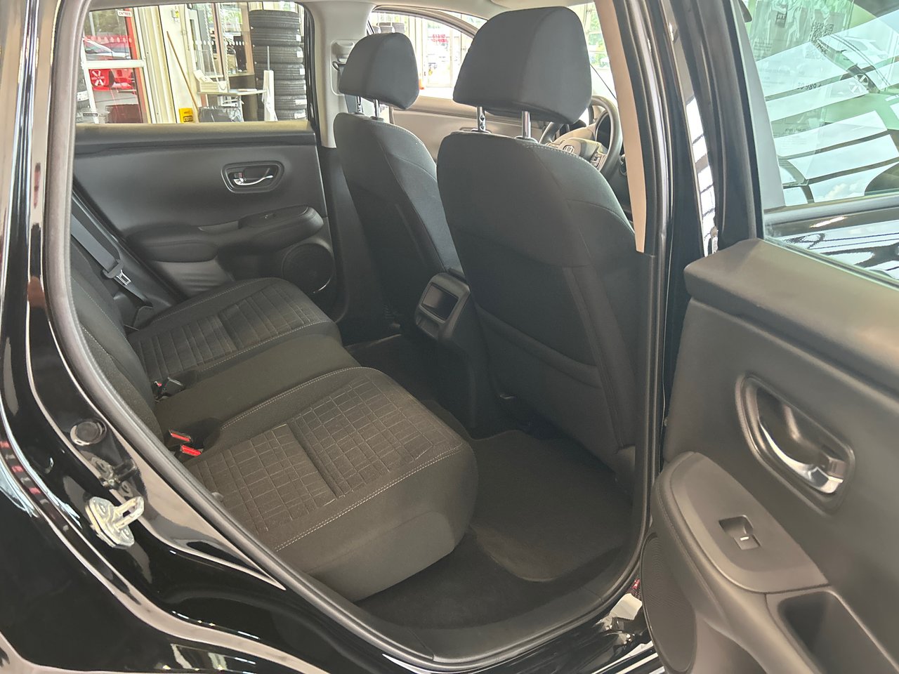 2025 Honda HR-V LX-12