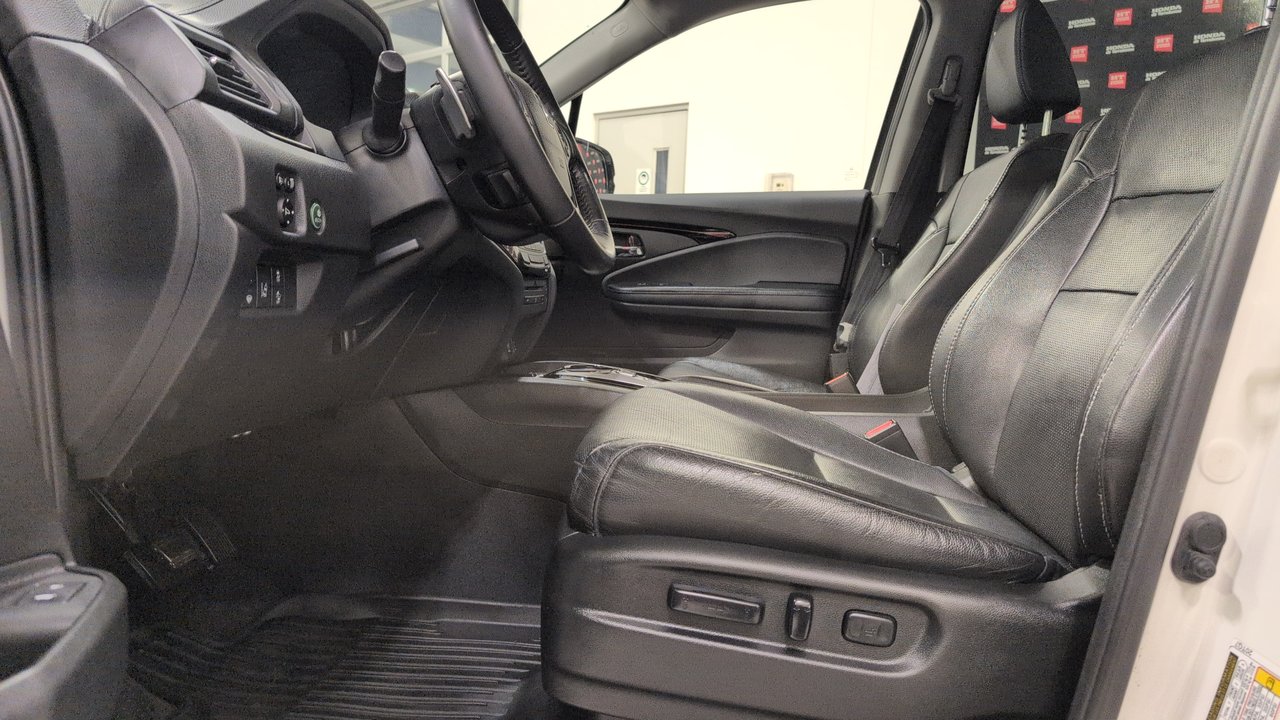 2017 Honda Pilot Touring-19