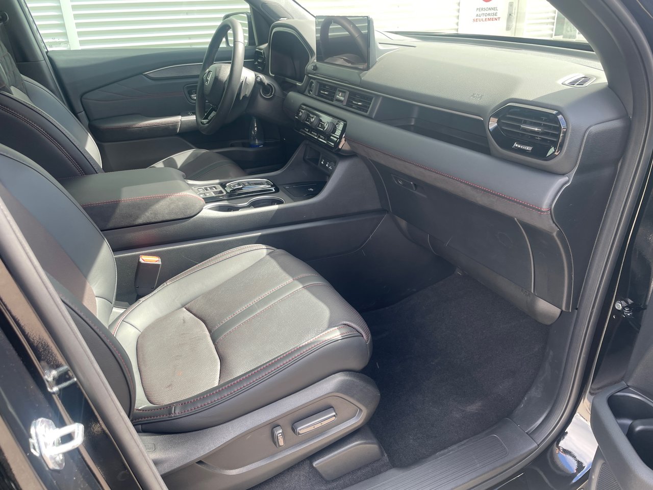 2026 Honda Pilot BLACK EDITION-8
