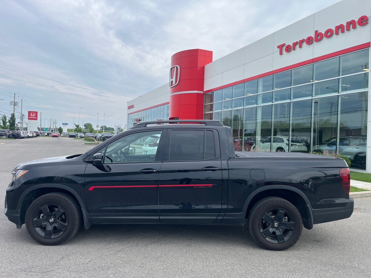 2025 Honda Ridgeline Black Edition-9