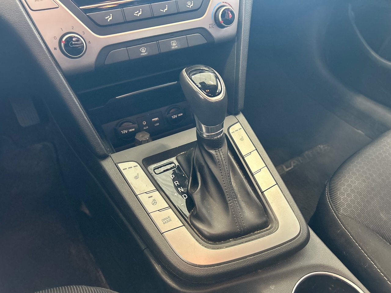 Hyundai Elantra GL 2018-8