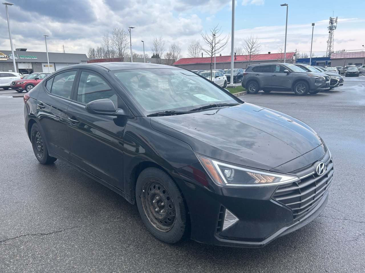 Hyundai Elantra Essential 2019-3