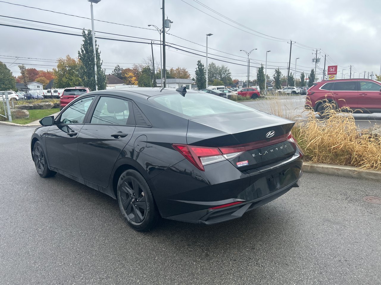 2023 Hyundai Elantra Preferred-3