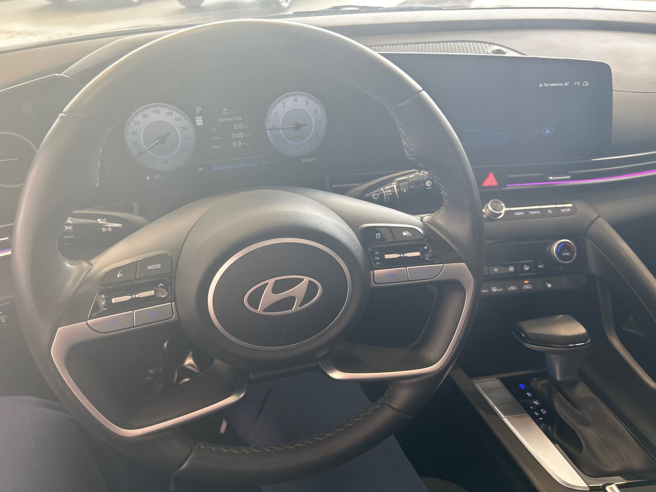 2024 Hyundai Elantra Preferred-32