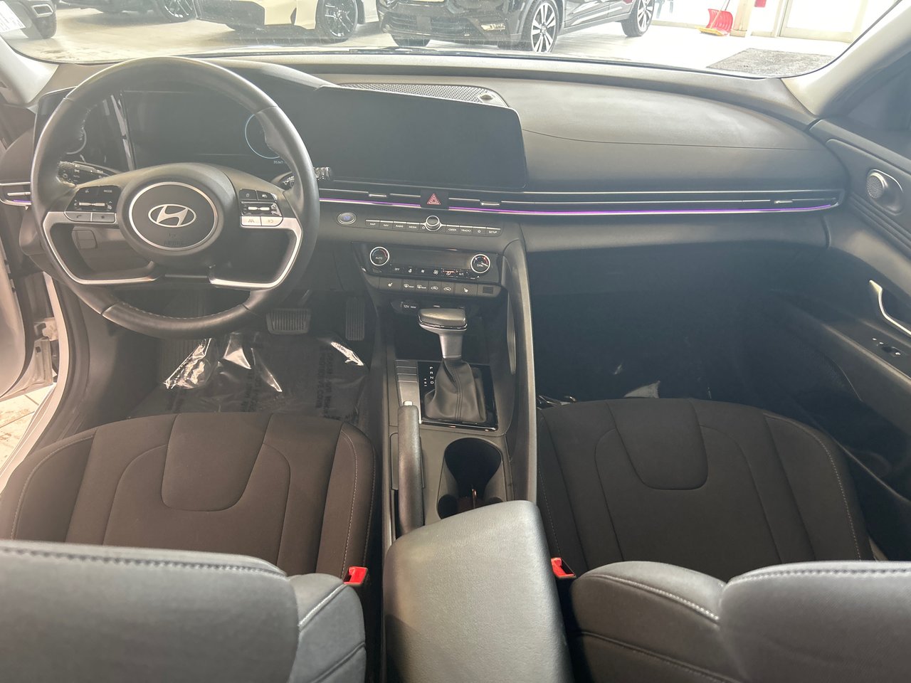 2024 Hyundai Elantra Preferred-12