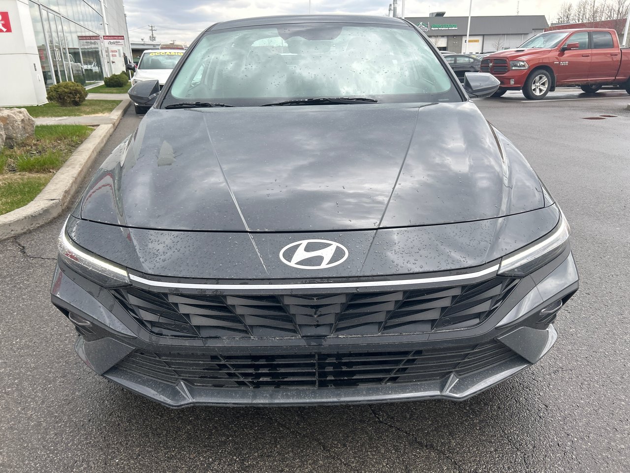 2025 Hyundai Elantra Essential-5