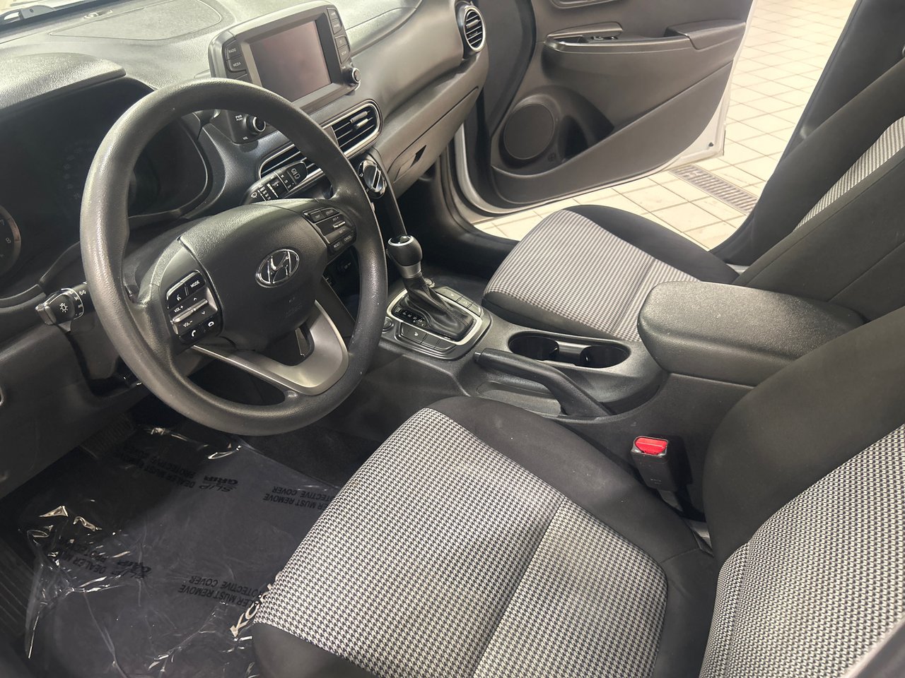 2021 Hyundai Kona Essential-15