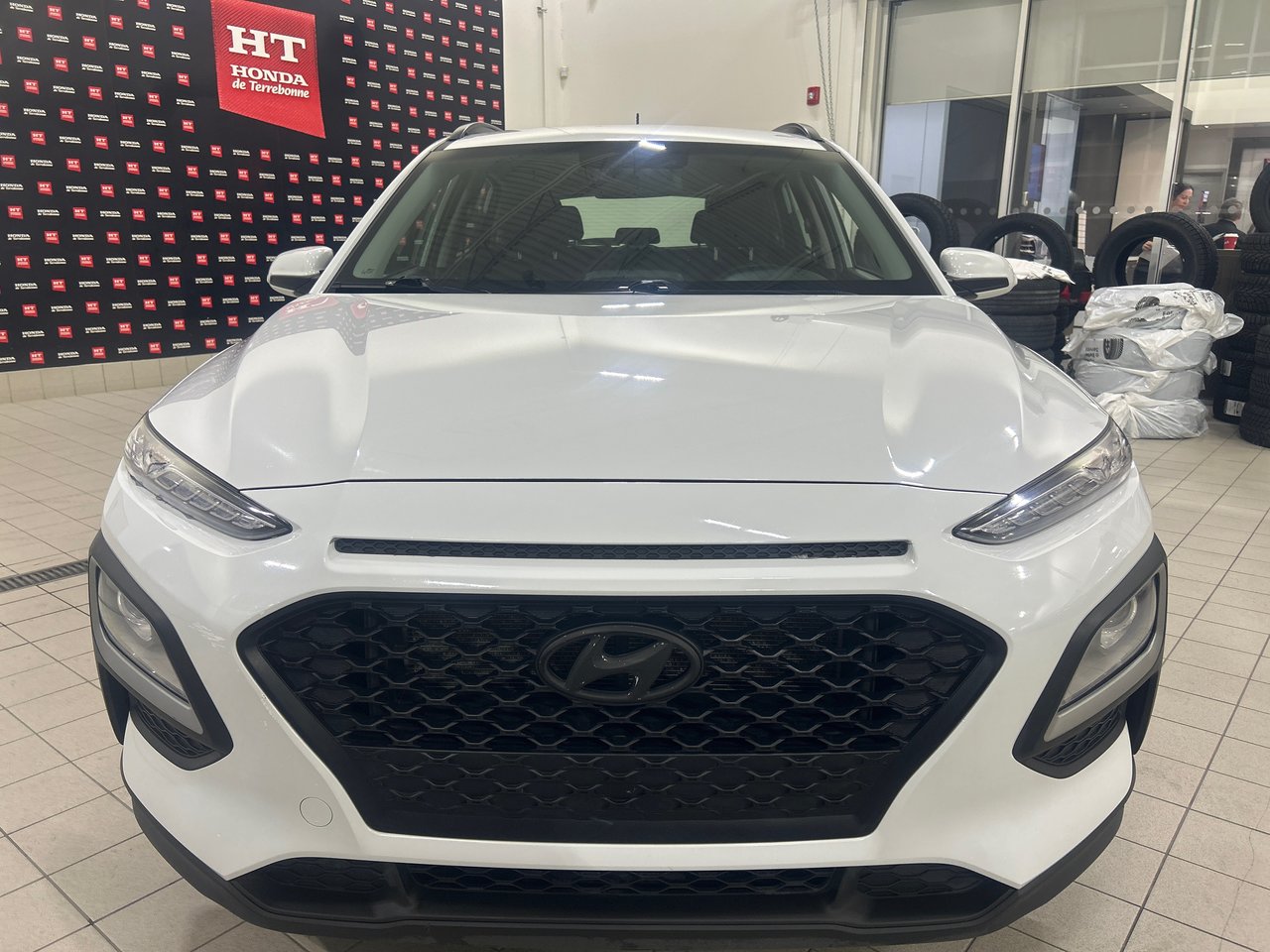 2021 Hyundai Kona Essential-2