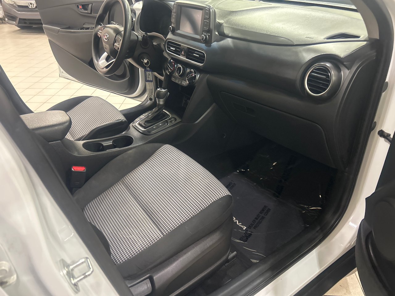 2021 Hyundai Kona Essential-12