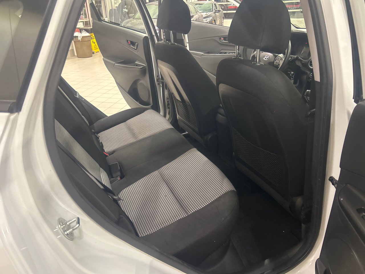 2021 Hyundai Kona Essential-10