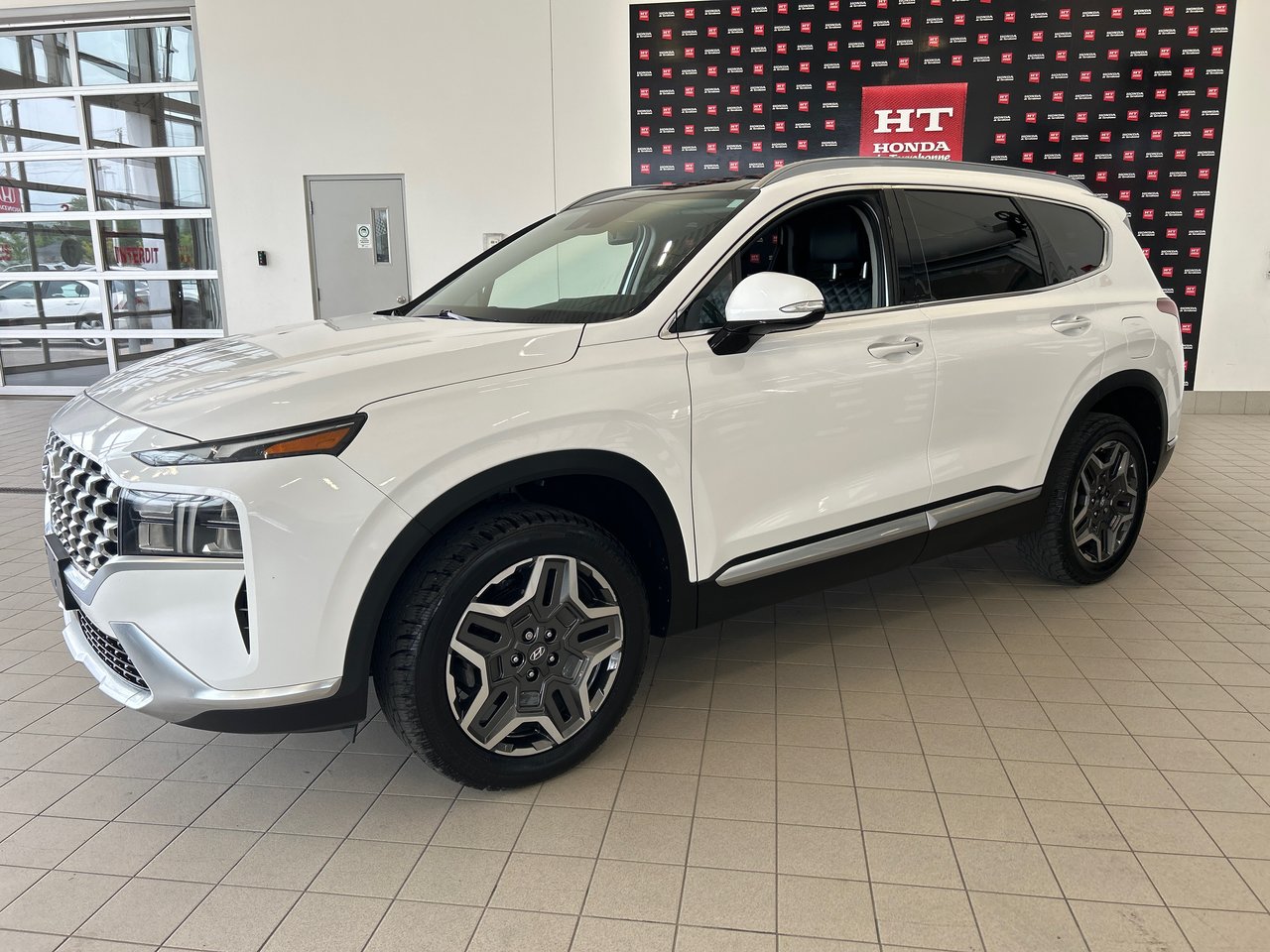 2021 Hyundai Santa Fe Hybrid Luxury-1