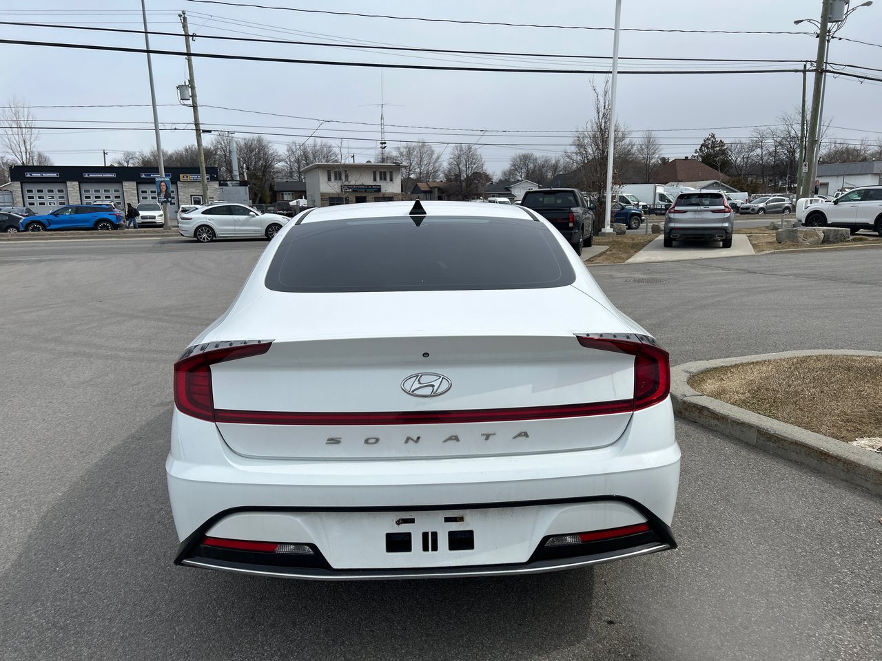 Hyundai Sonata Preferred 2021-4