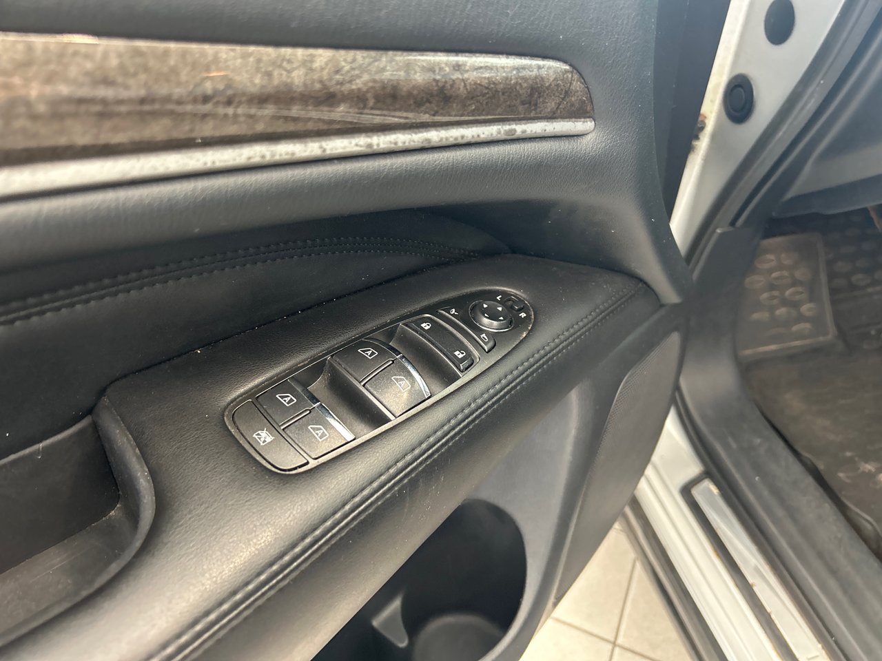 2013 Infiniti JX35-16