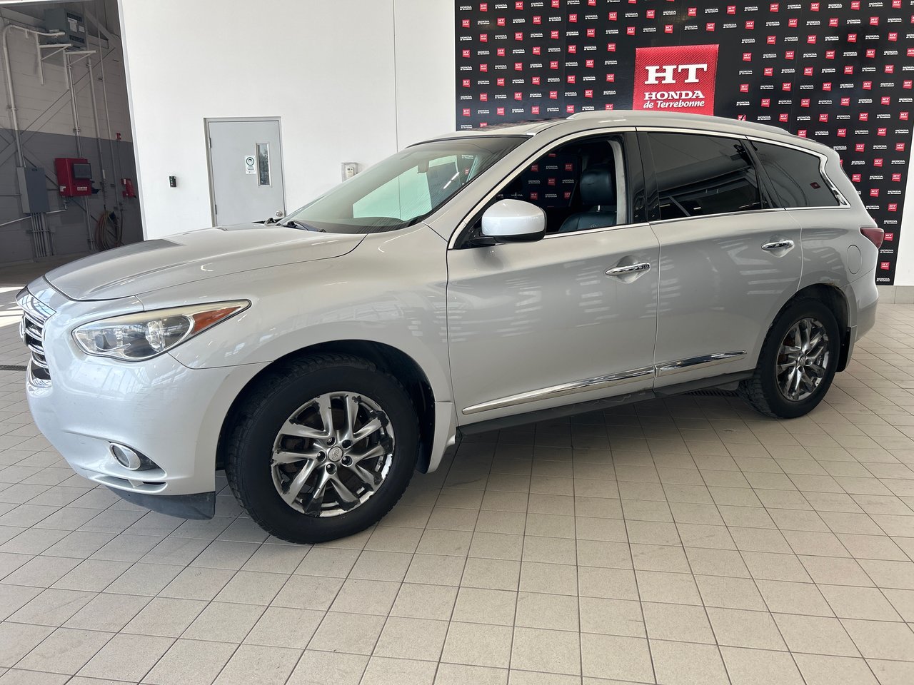 2013 Infiniti JX35-1