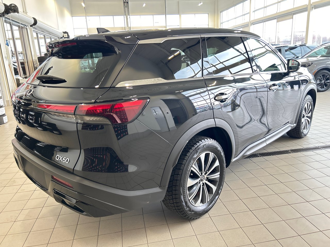 2023 Infiniti QX60 PURE-5