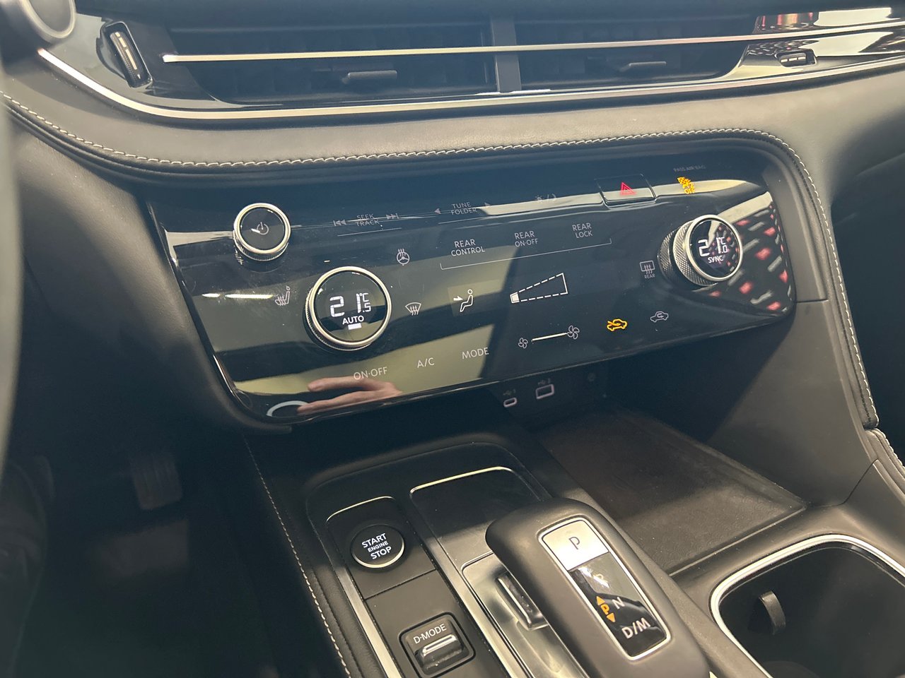 2023 Infiniti QX60 PURE-22