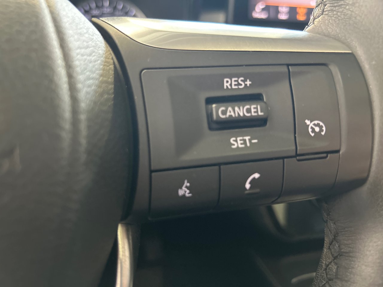 2023 Infiniti QX60 PURE-25