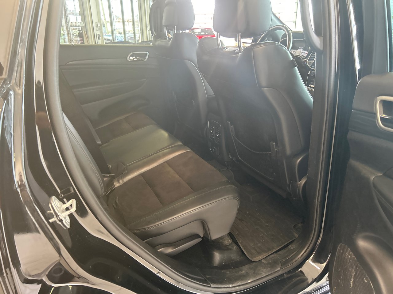 Jeep Grand Cherokee WK Altitude 2022-9