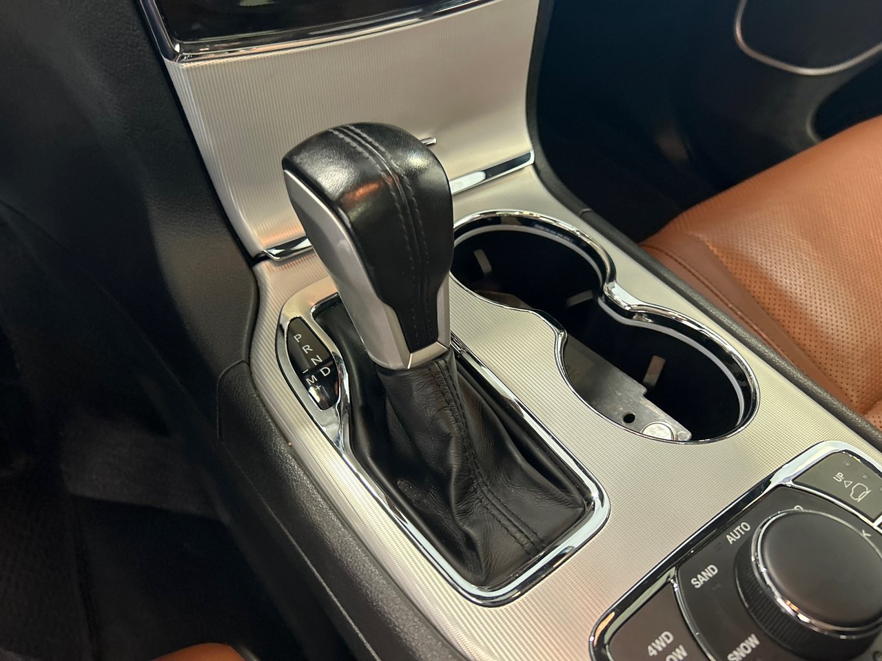 2021 Jeep Grand Cherokee Summit-24