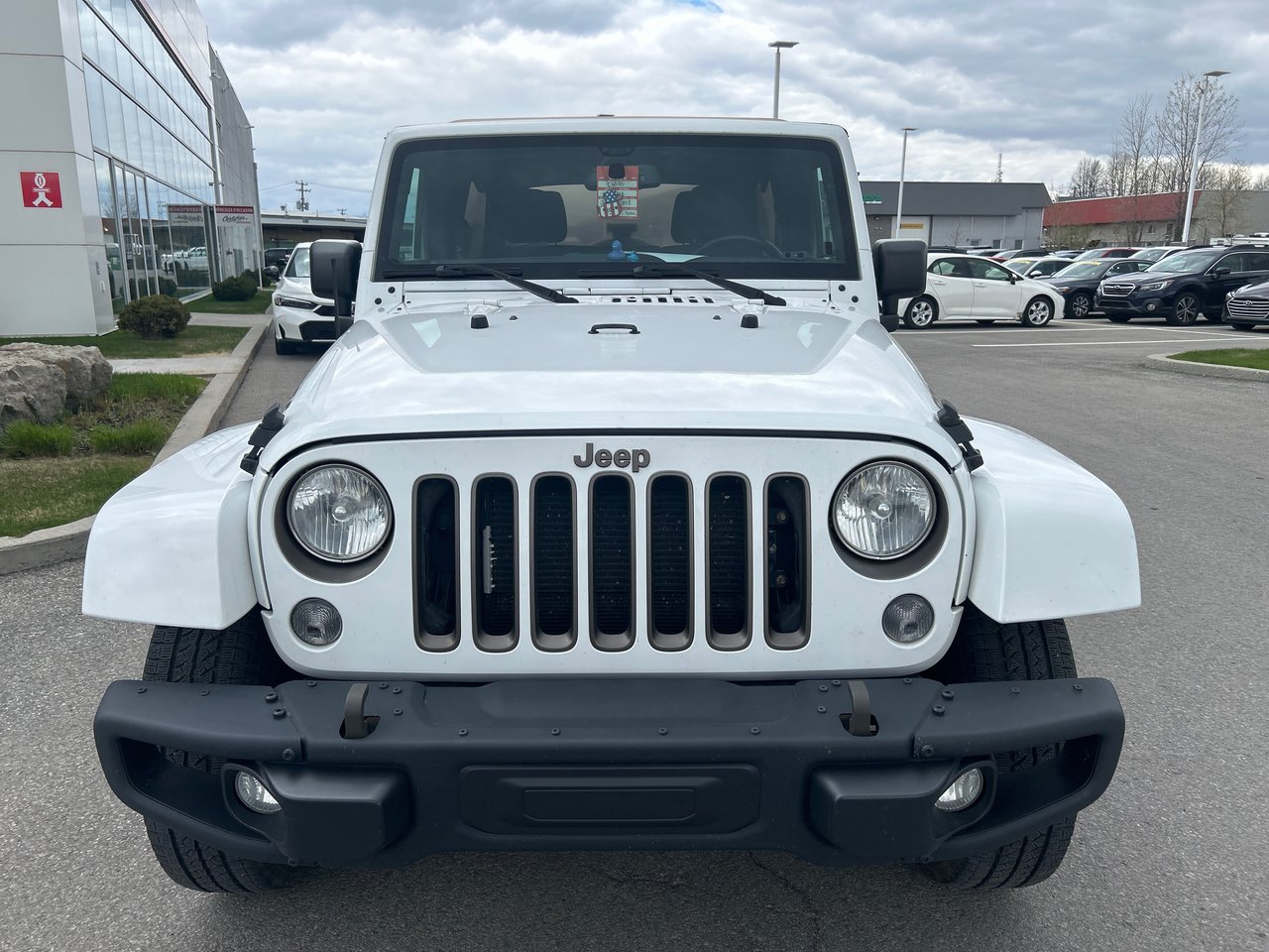 Jeep Wrangler JK Unlimited Golden Eagle 2018-9