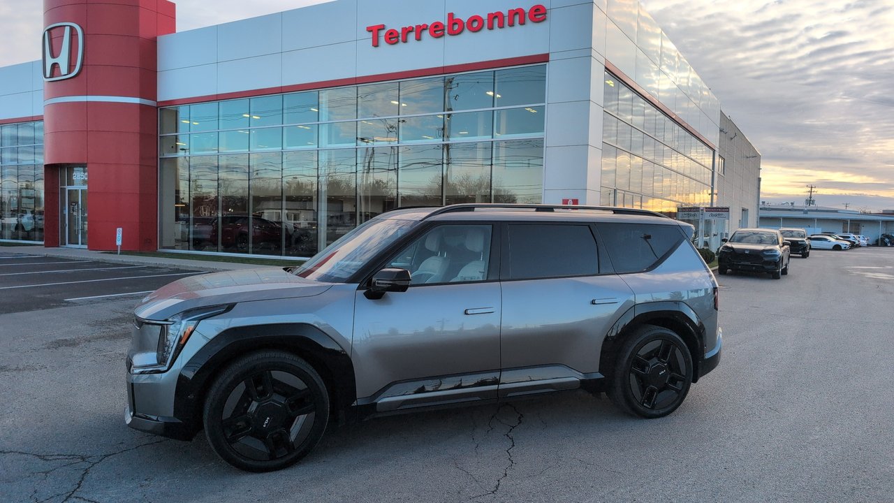 2024 Kia EV9 Land w/GT-Line Package-0