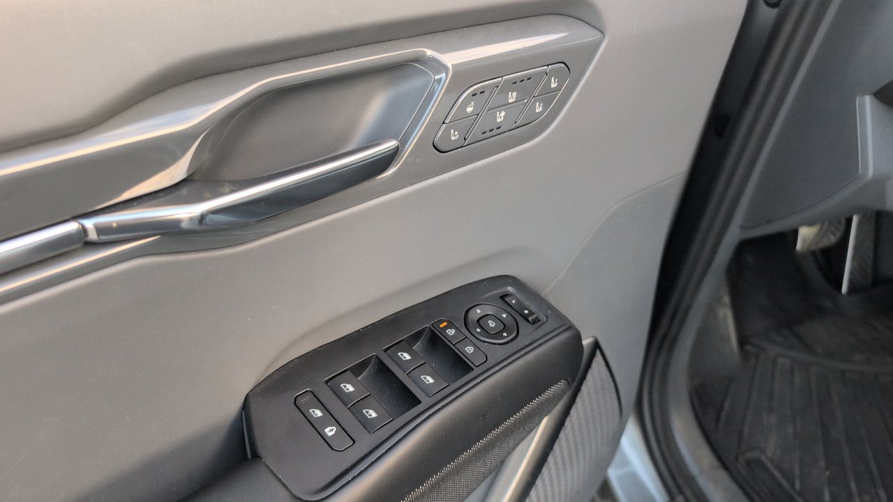 2024 Kia EV9 Land w/GT-Line Package-15