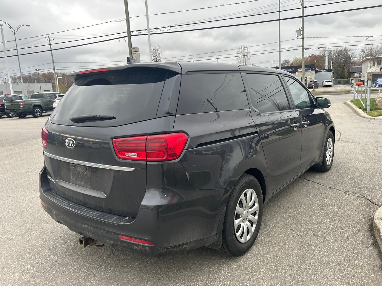 2019 Kia Sedona L-3