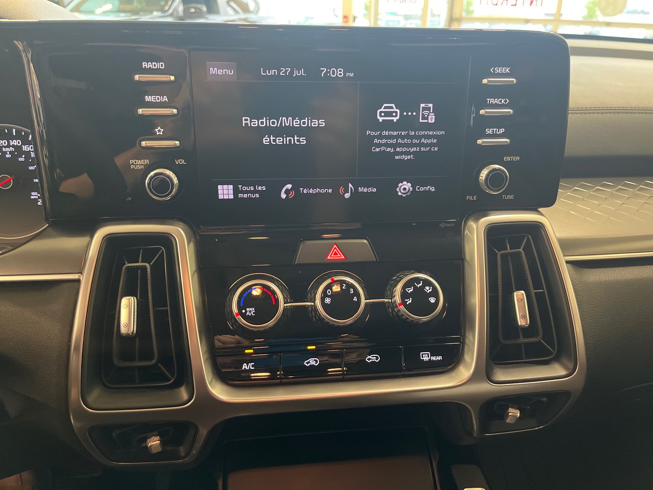 Kia Sorento LX+ 2023-18