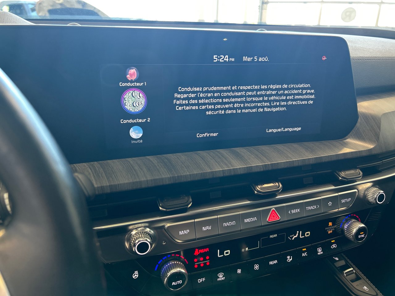 Kia Telluride SX 2025-33