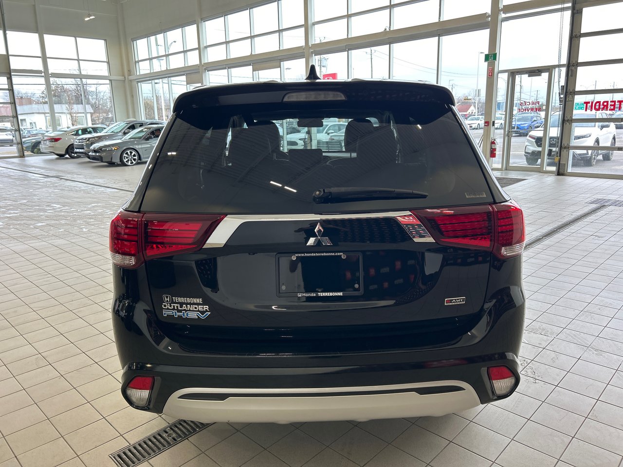 2020 Mitsubishi Outlander PHEV SE-6