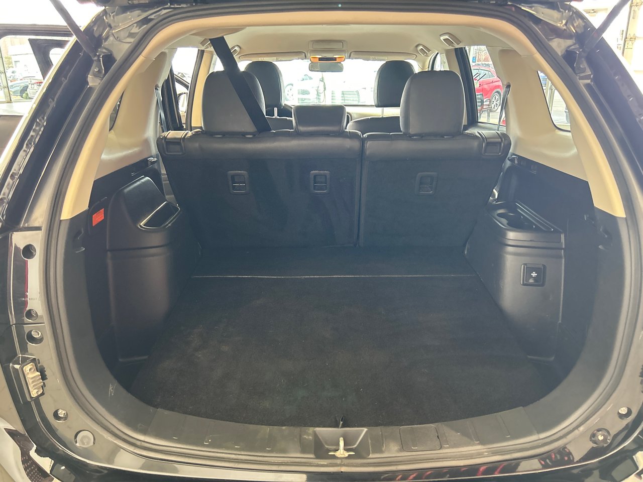 2020 Mitsubishi Outlander PHEV SE-9