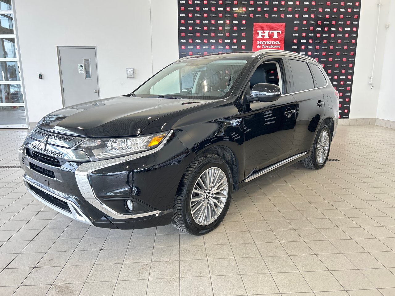 2020 Mitsubishi Outlander Hybrid Plug-in SE S-AWC