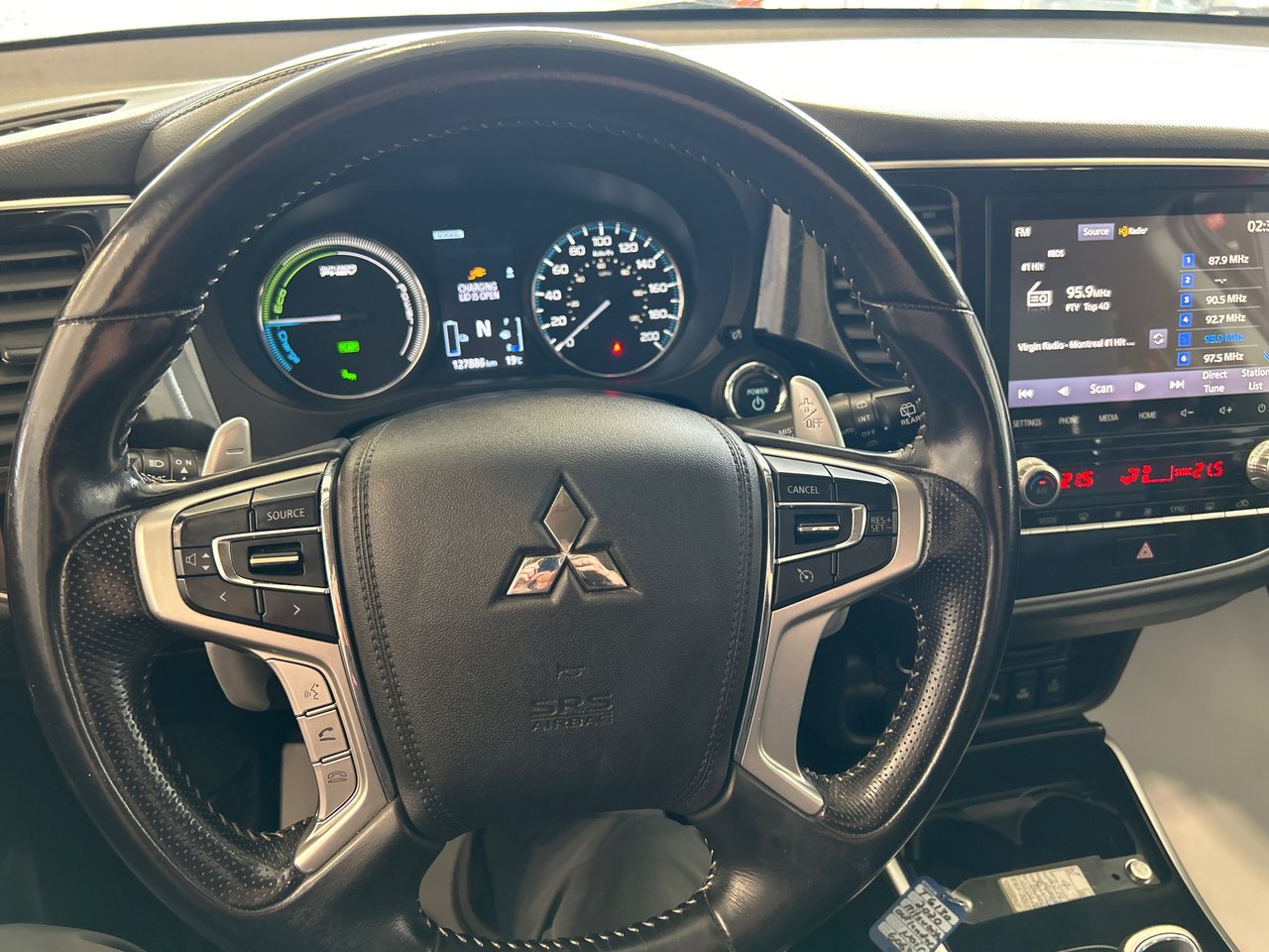 2020 Mitsubishi Outlander PHEV SE-26