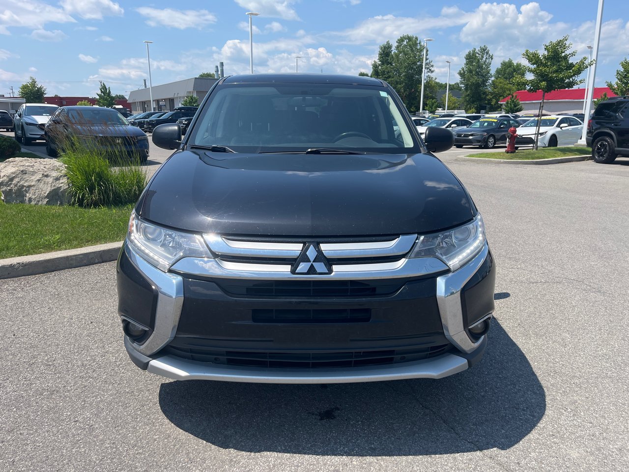 2018 Mitsubishi Outlander ES-2