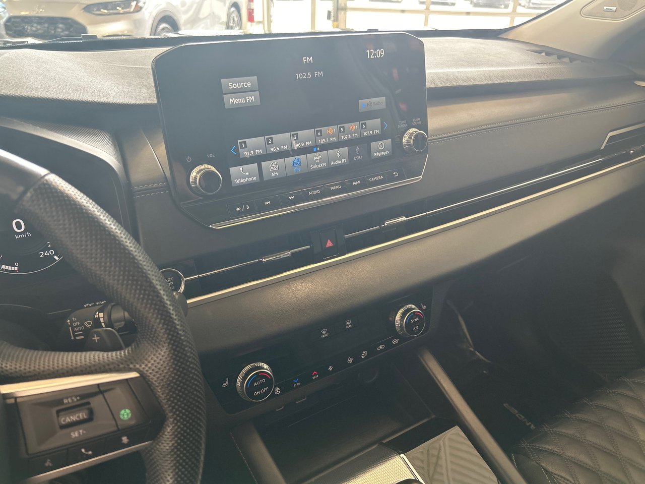 Mitsubishi Outlander GT 2023-26