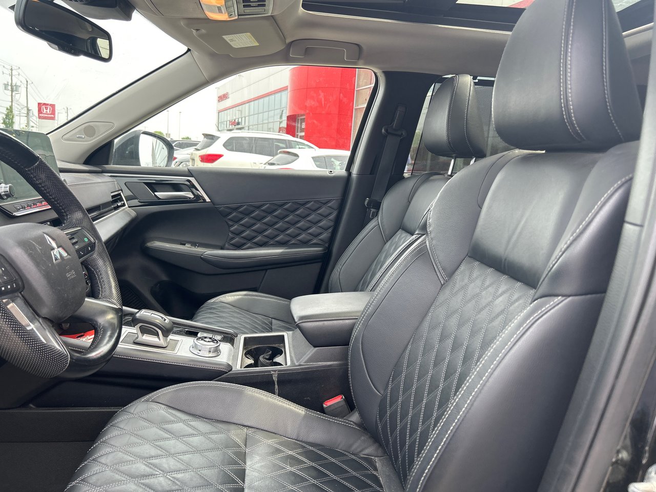 2023 Mitsubishi Outlander GT-7