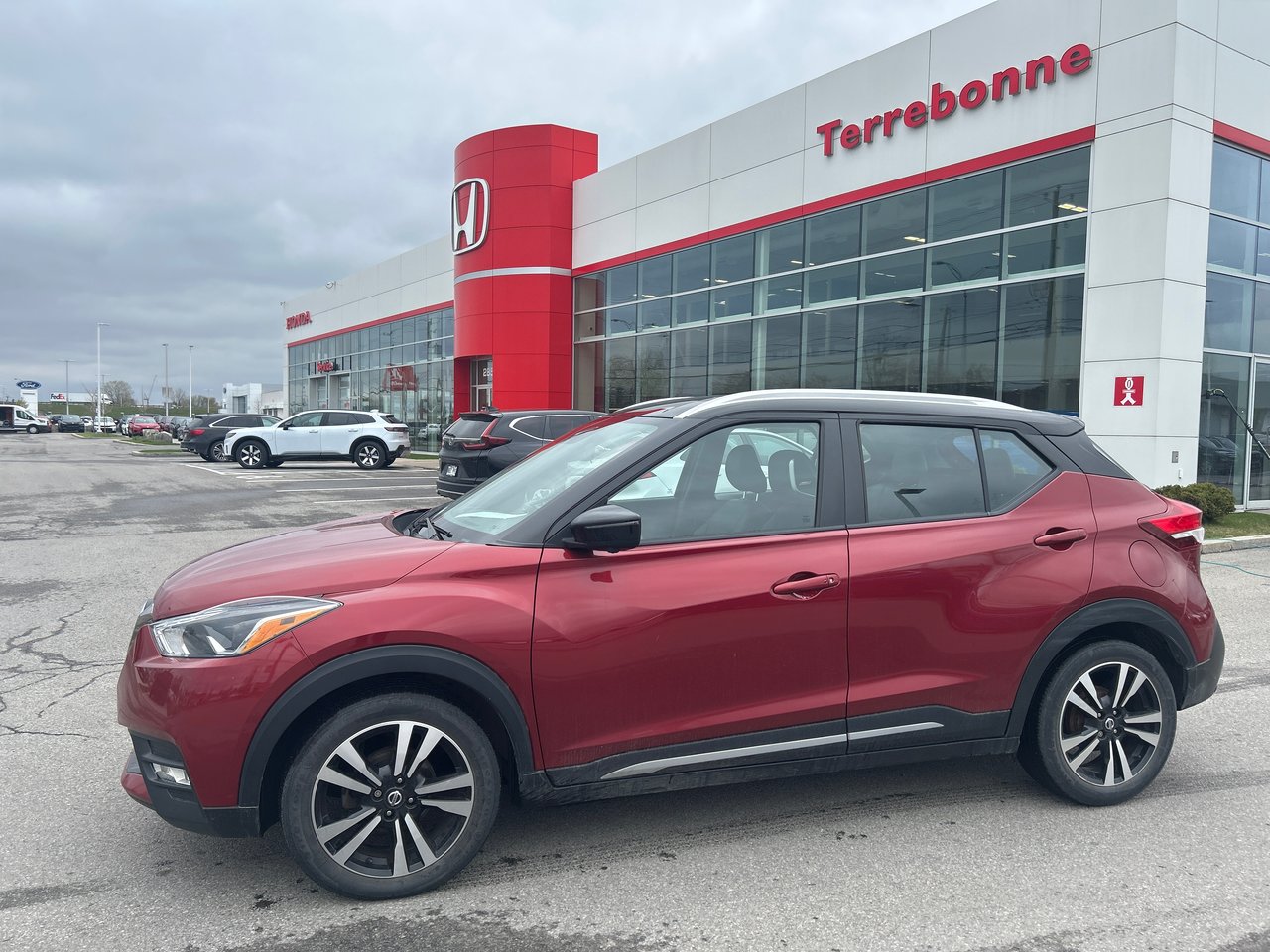 Nissan Kicks SR 2019-0
