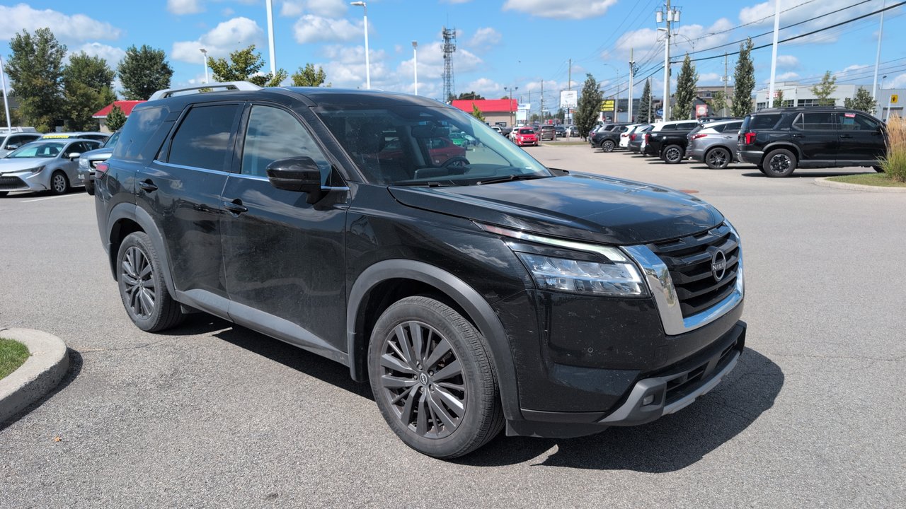 2022 Nissan Pathfinder SL-3