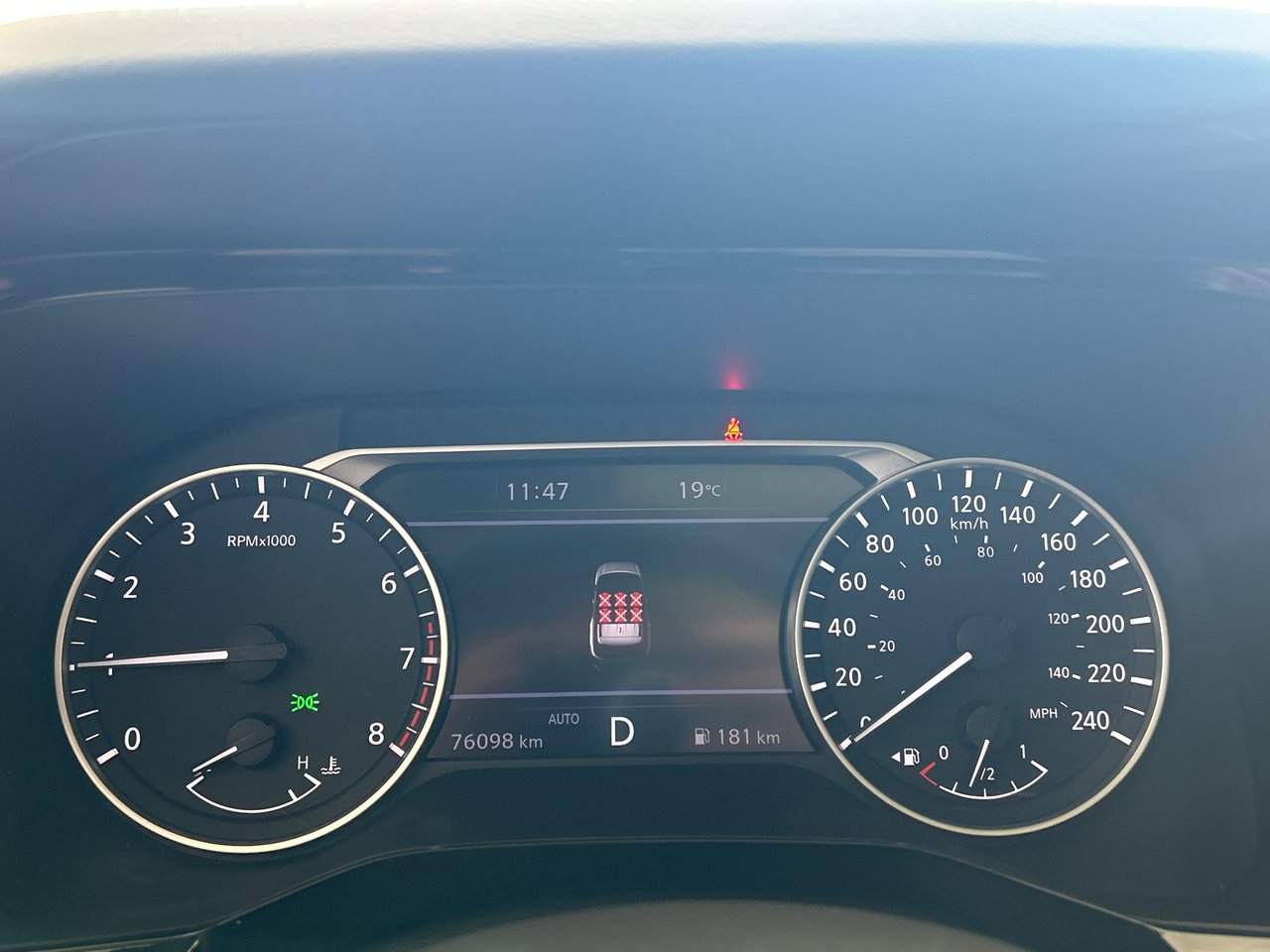Nissan Pathfinder SL 2022-33