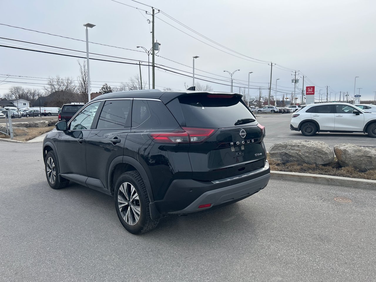 Nissan Rogue SV 2022-3