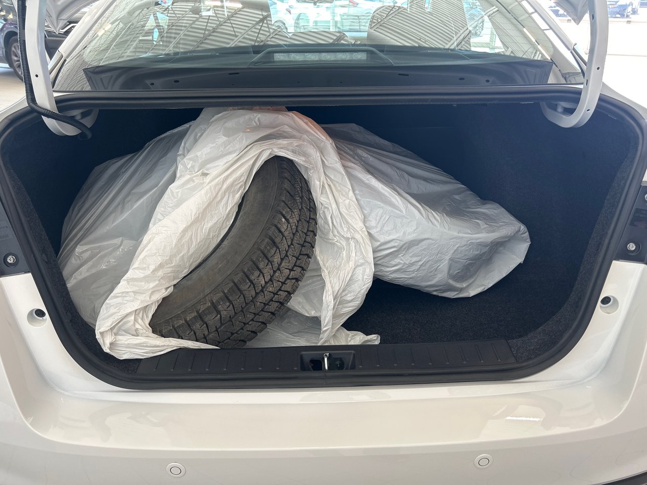 Nissan Versa S 2024-9