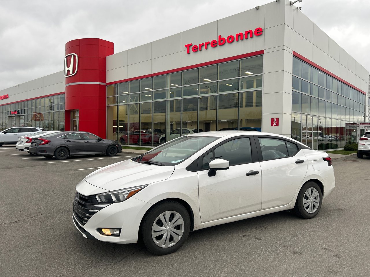 2024 Nissan Versa S-0